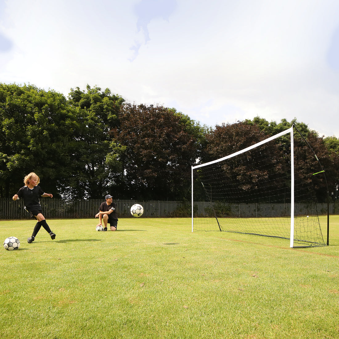 KICKSTER Portable Football Goal 3.7m x 1.8m - QUICKPLAY EU