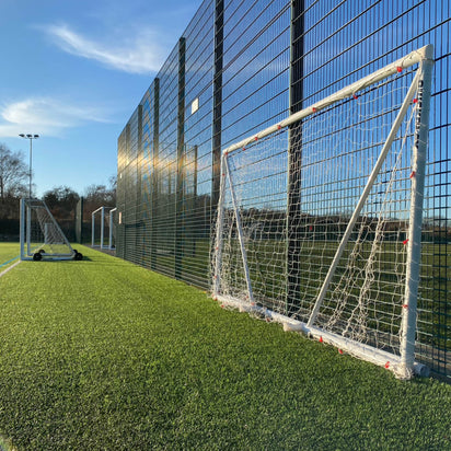 Q-FOLD Folding Football Goal 370 x 180 cm