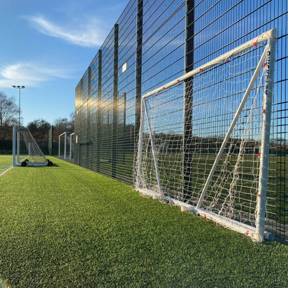 Q-FOLD Folding Football Goal 500 x 200 cm